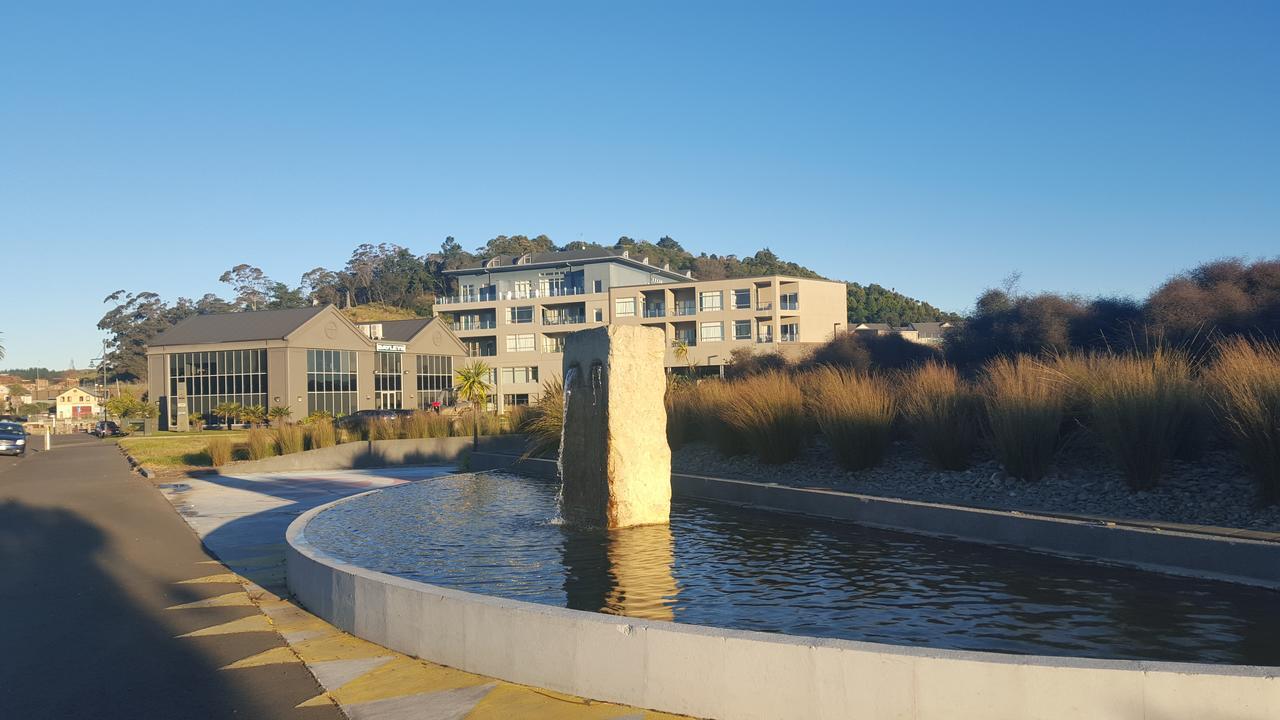Marina View Apartments Gisborne Extérieur photo